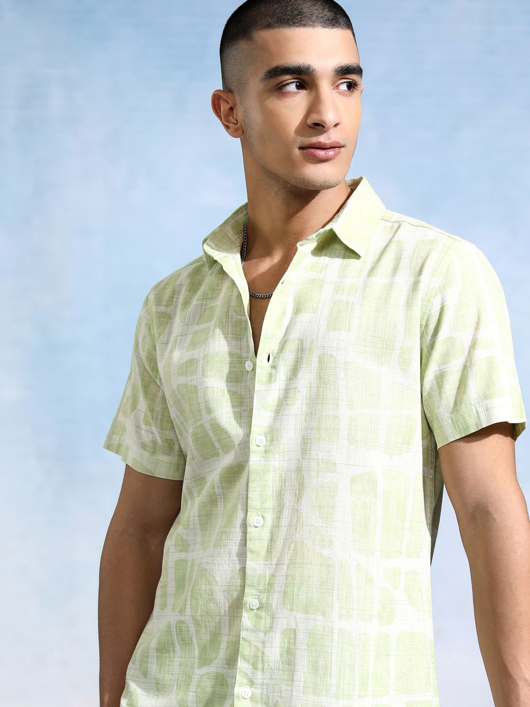 HIGHLANDER Men Opaque Printed Casual Shirt