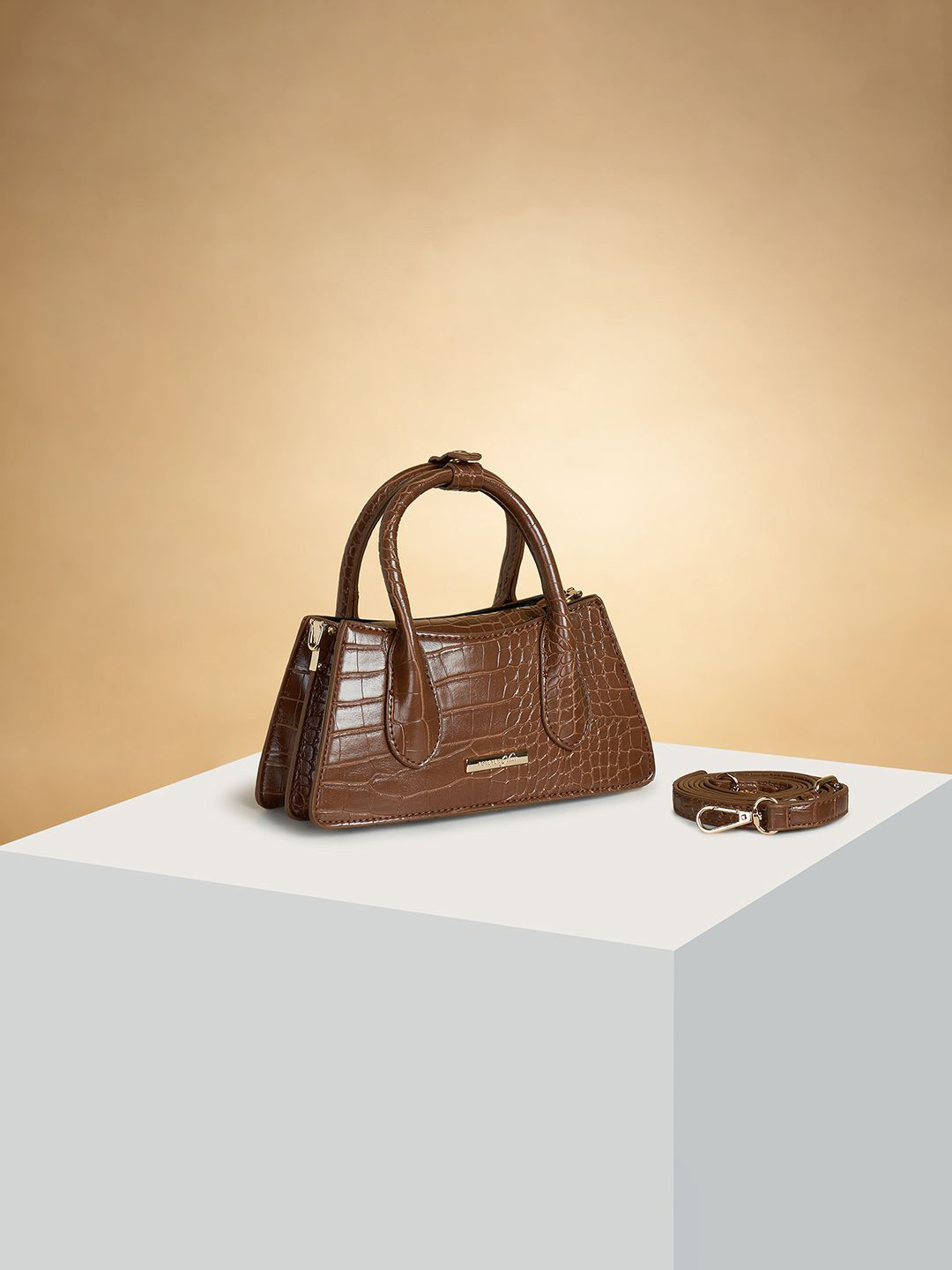 Forever Glam by Pantaloons Animal Textured Medium Swagger Shoulder Bag