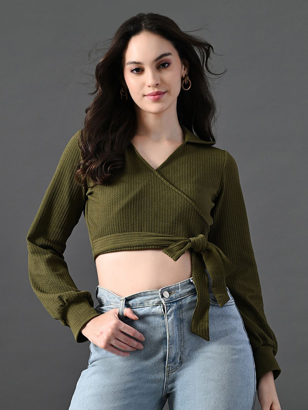 The Roadster Lifestyle Co Crop Top With Full Sleeves