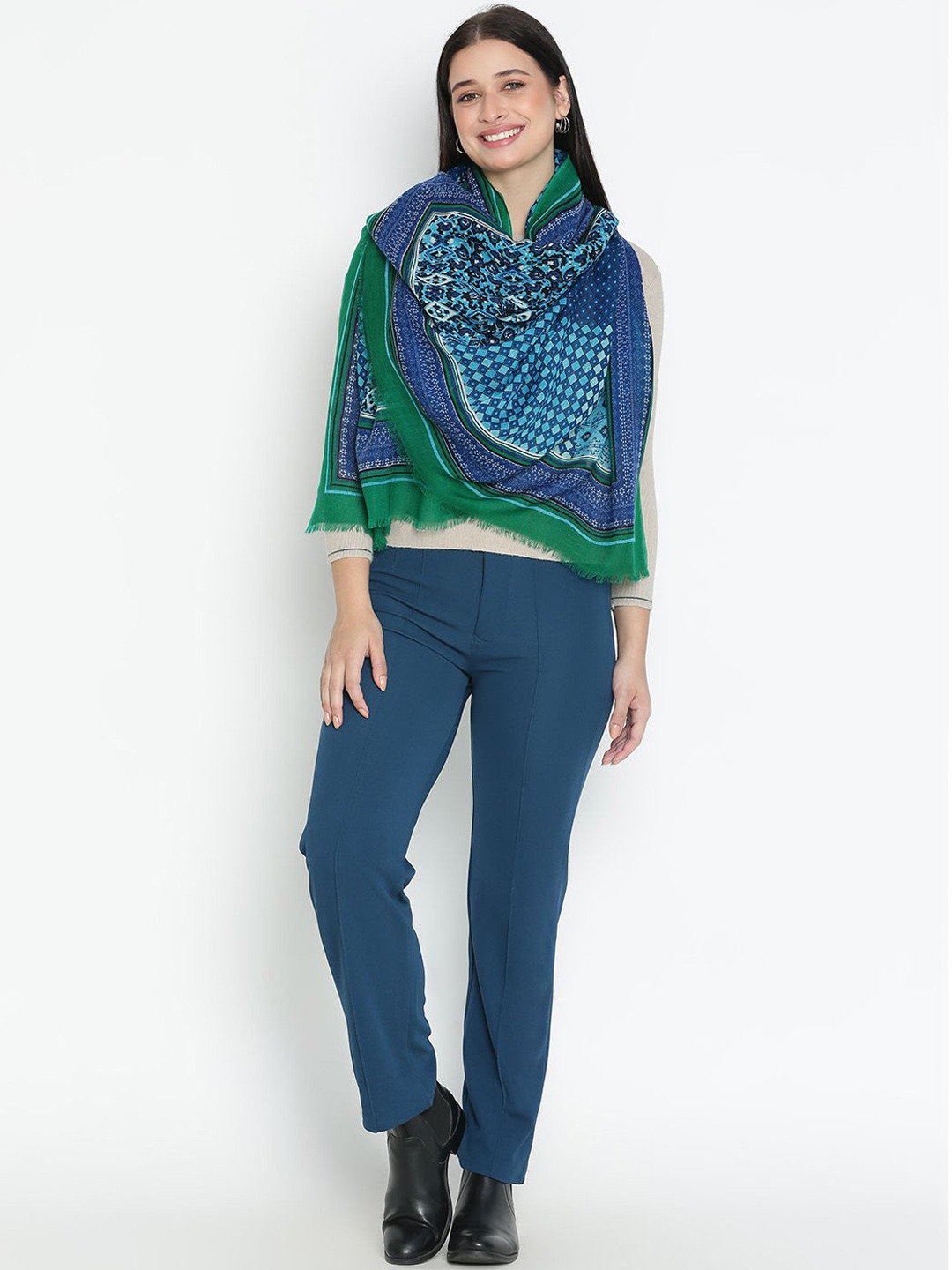 Tiara Women Ethnic Motifs Printed Shawl