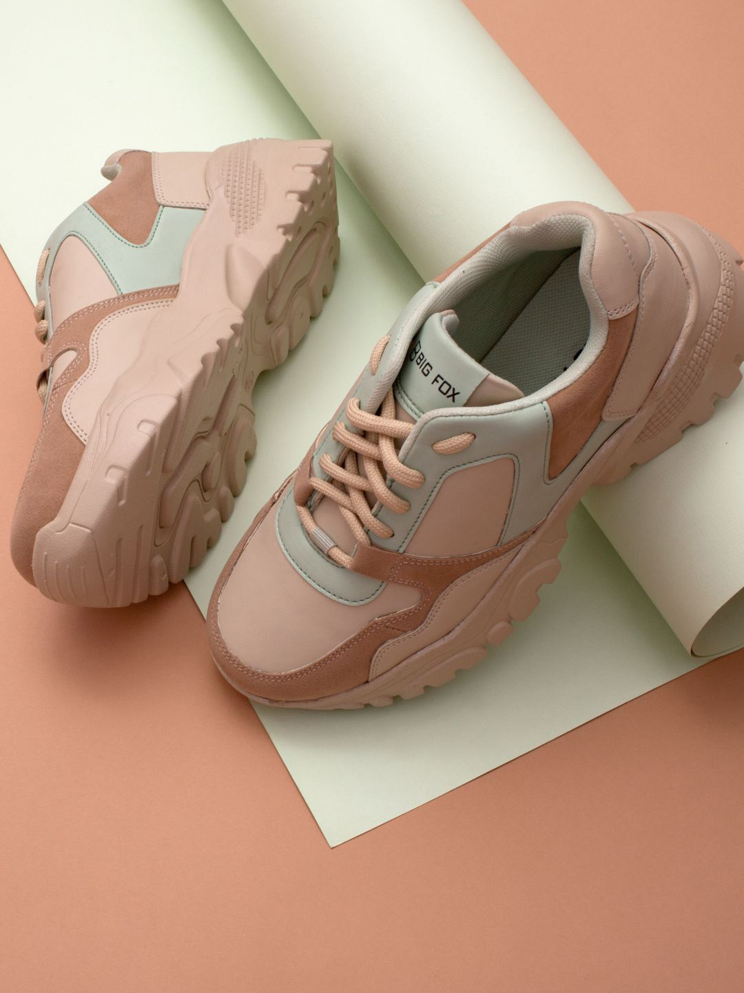 Big Fox Women Colourblocked Round Toe Lace-Ups Sneakers