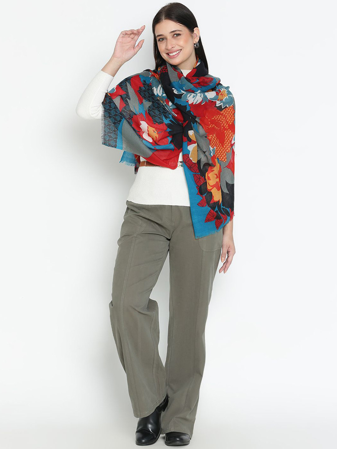 Tiara Floral Printed Stole