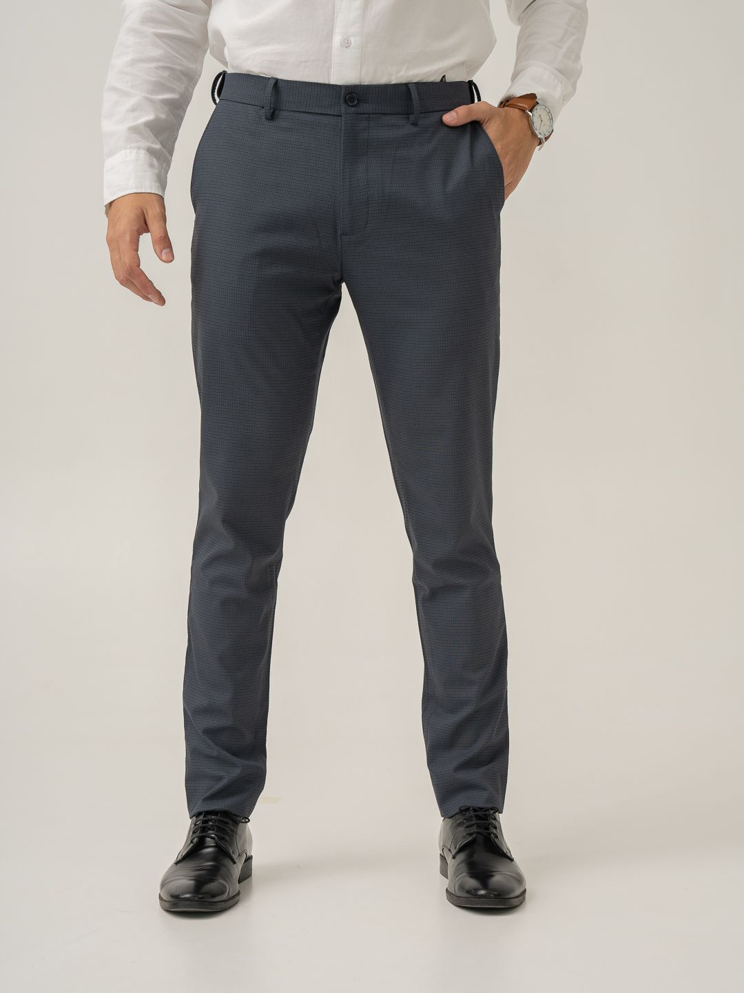 The Pant Project Men Gunmetal Grey Micro Checks Slim Fit Wrinkle-Resistant Formal Trousers with Stretchable Waistband