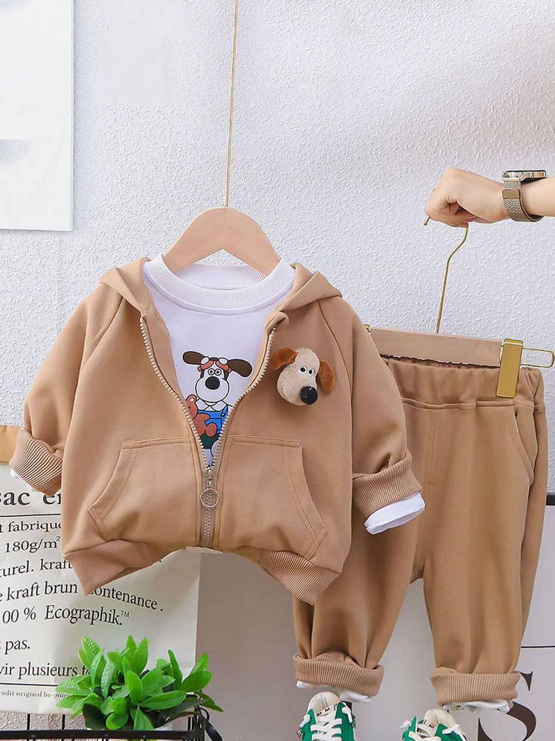 Little Surprise Box LLP Kids Clothing Set