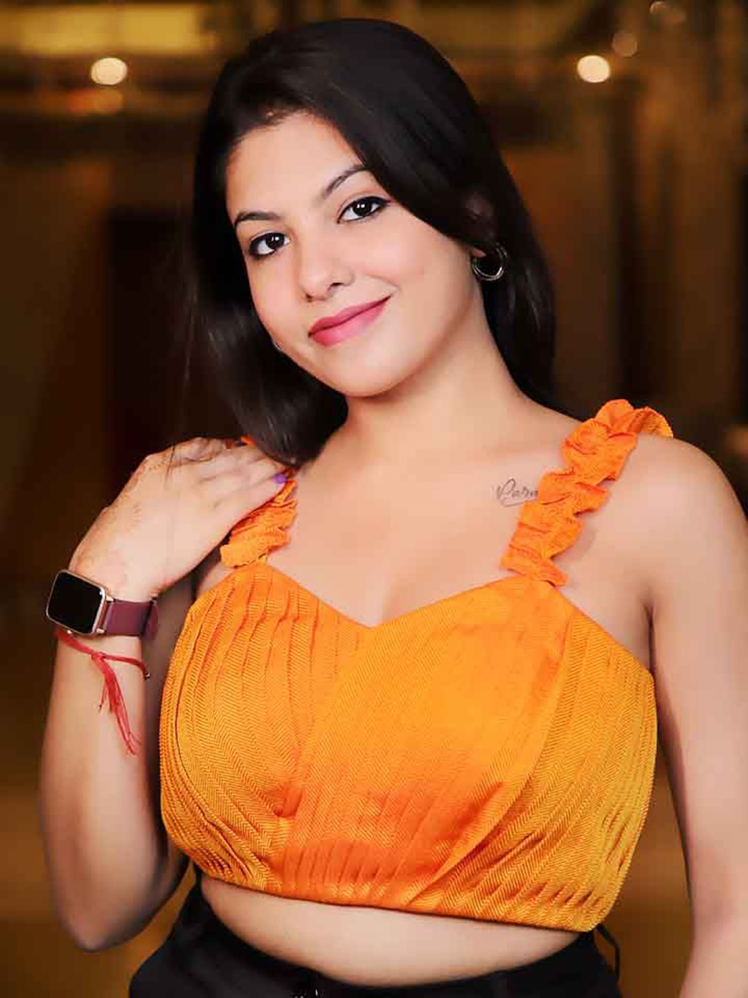 IN ANY MANNER Women Self Design Sweetheart Neck Pleated Saree Blouse