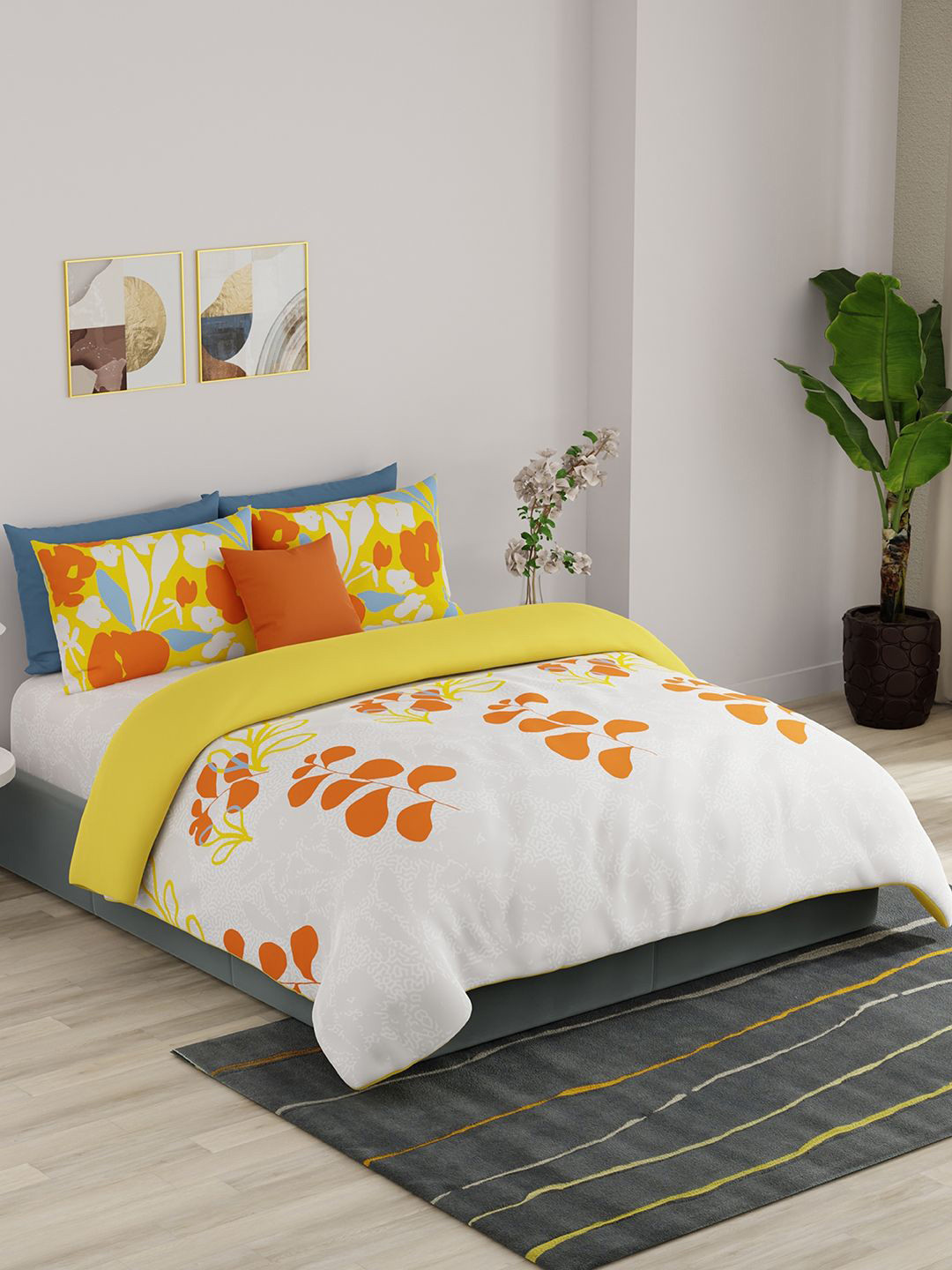 United Colors of Benetton Orange & White Floral AC Room 150 GSM Double Bed Comforter