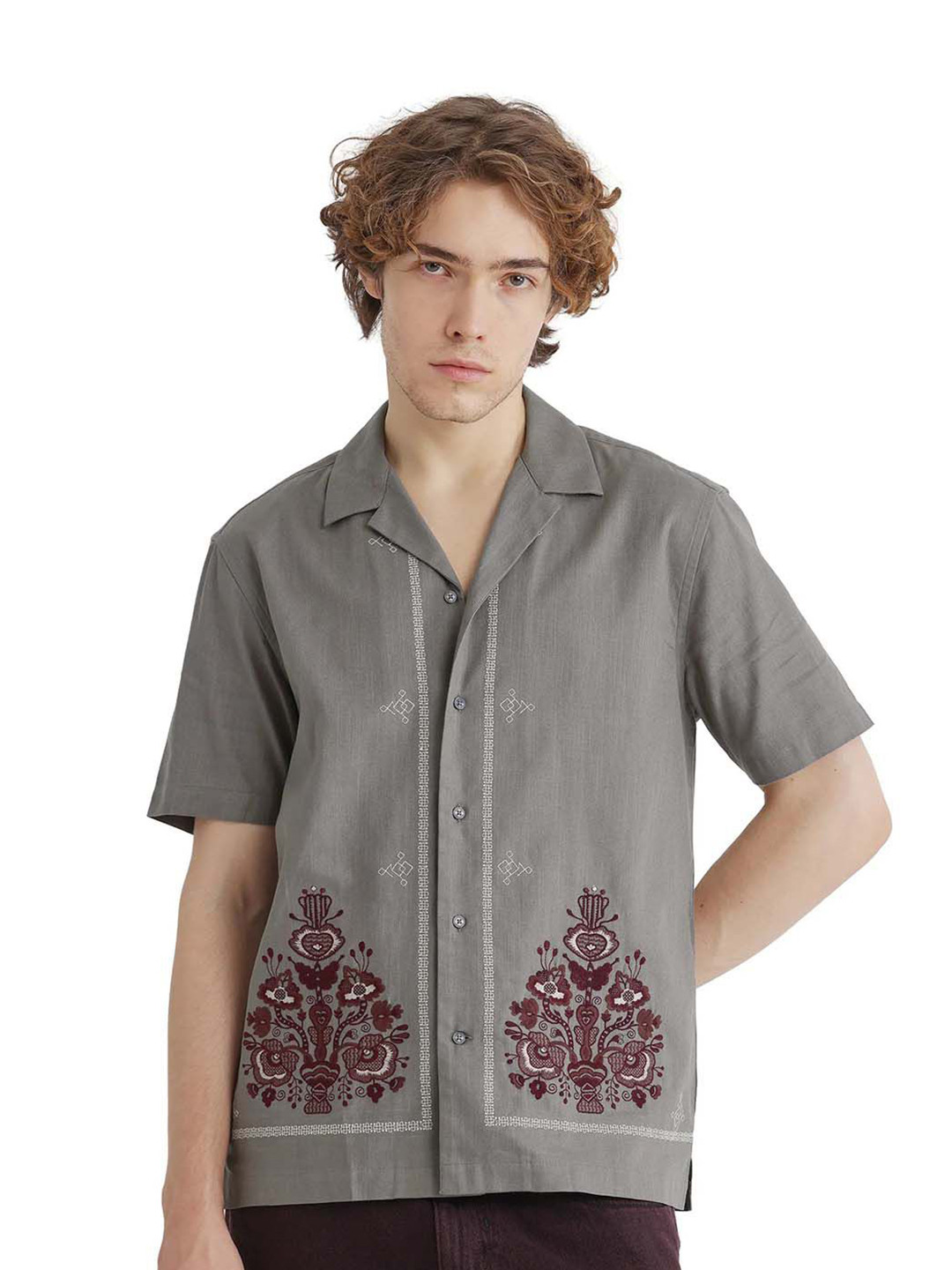 RARE RABBIT Men BELLAC Solid Cotton Comfort Relaxed Fit Casual Shirt