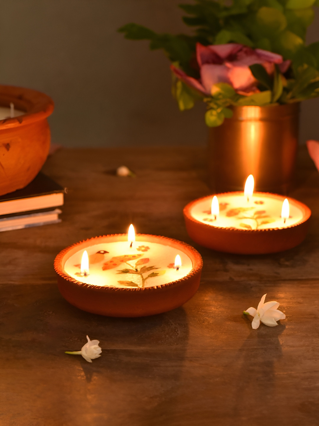 JAYPORE 2 Pieces Brown & White Terracotta Candles