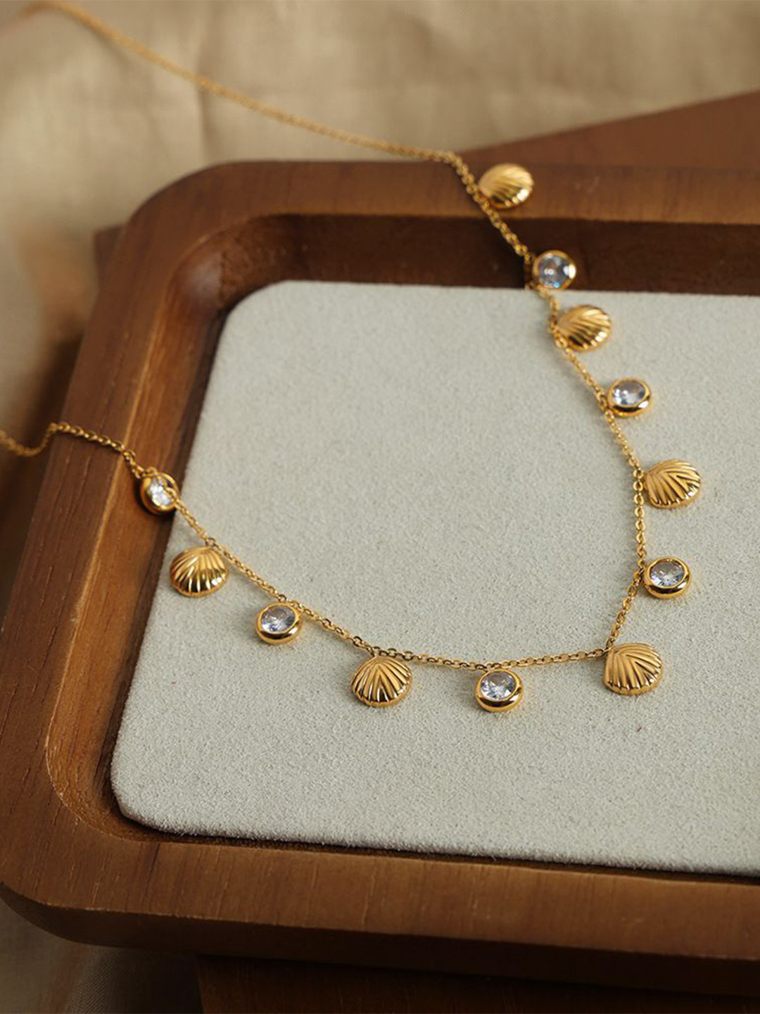 Just Lil Things Gold-Plated Artificial Stones Chain
