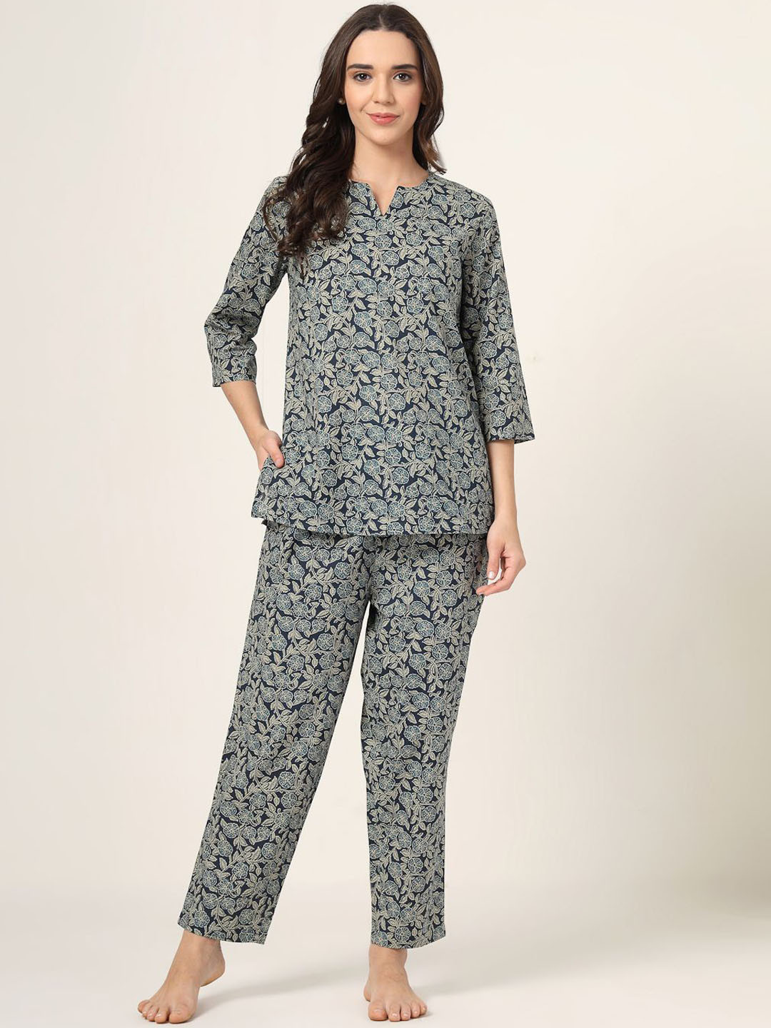 Style Quotient Printed Cotton Top & Trousers Night Suits
