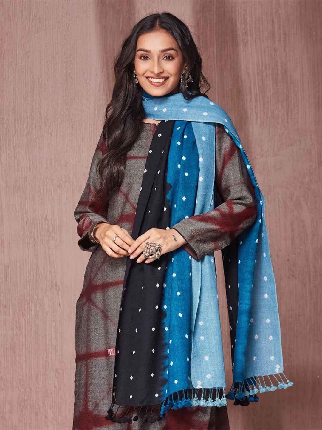 Fabindia Women Wool Tie & Dye Stole