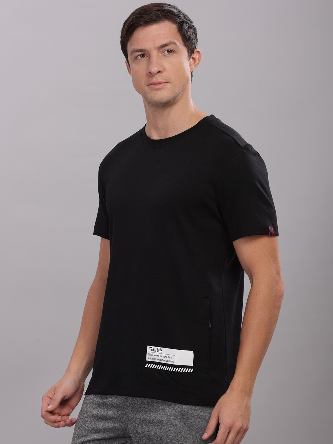Domin8 Men Pure Cotton T-Shirt With Zipper Pocket