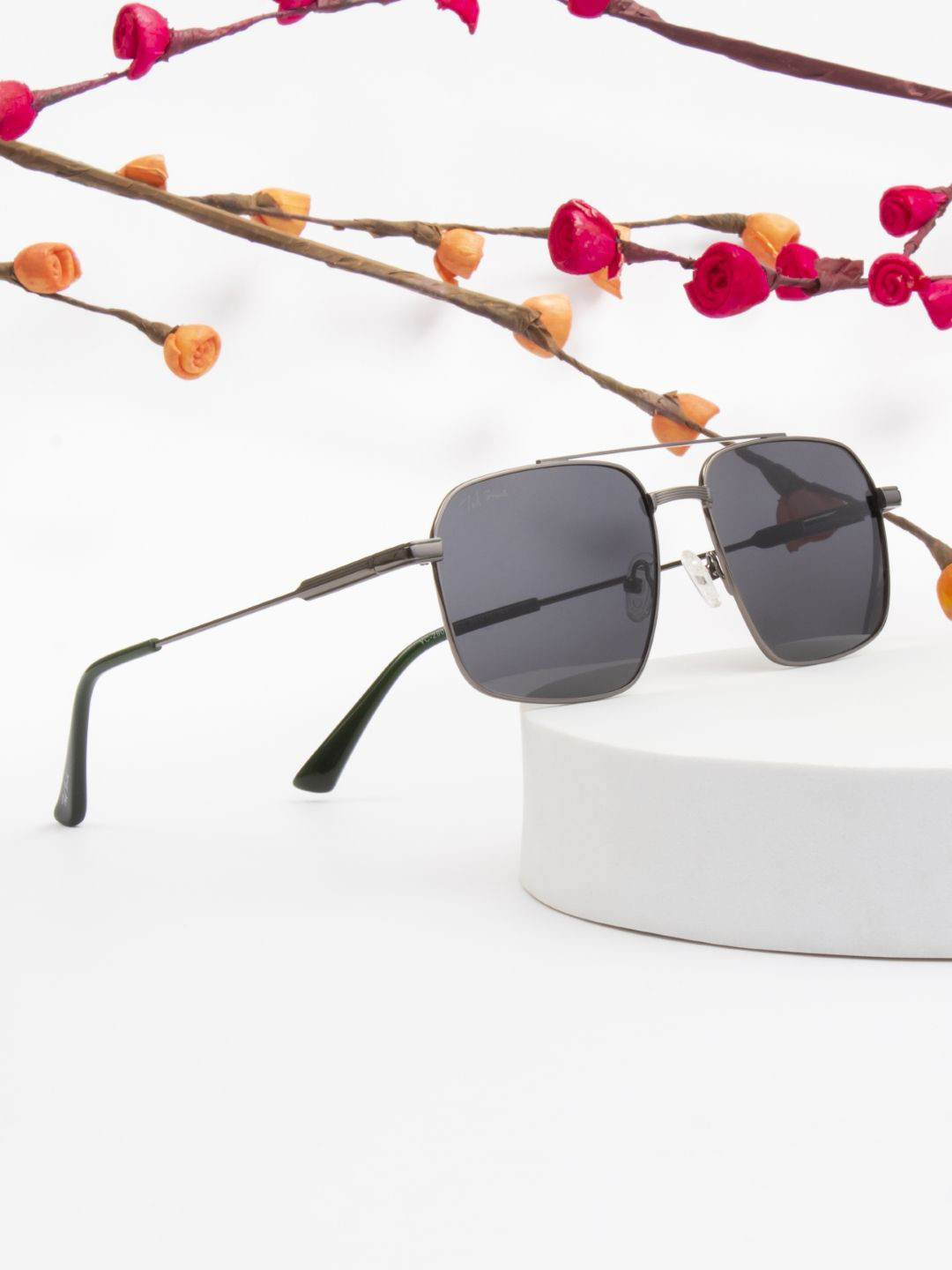 Ted Smith Unisex Aviator Sunglasses with Polarised and UV Protected Lens CARL_C2-GUNMETAL