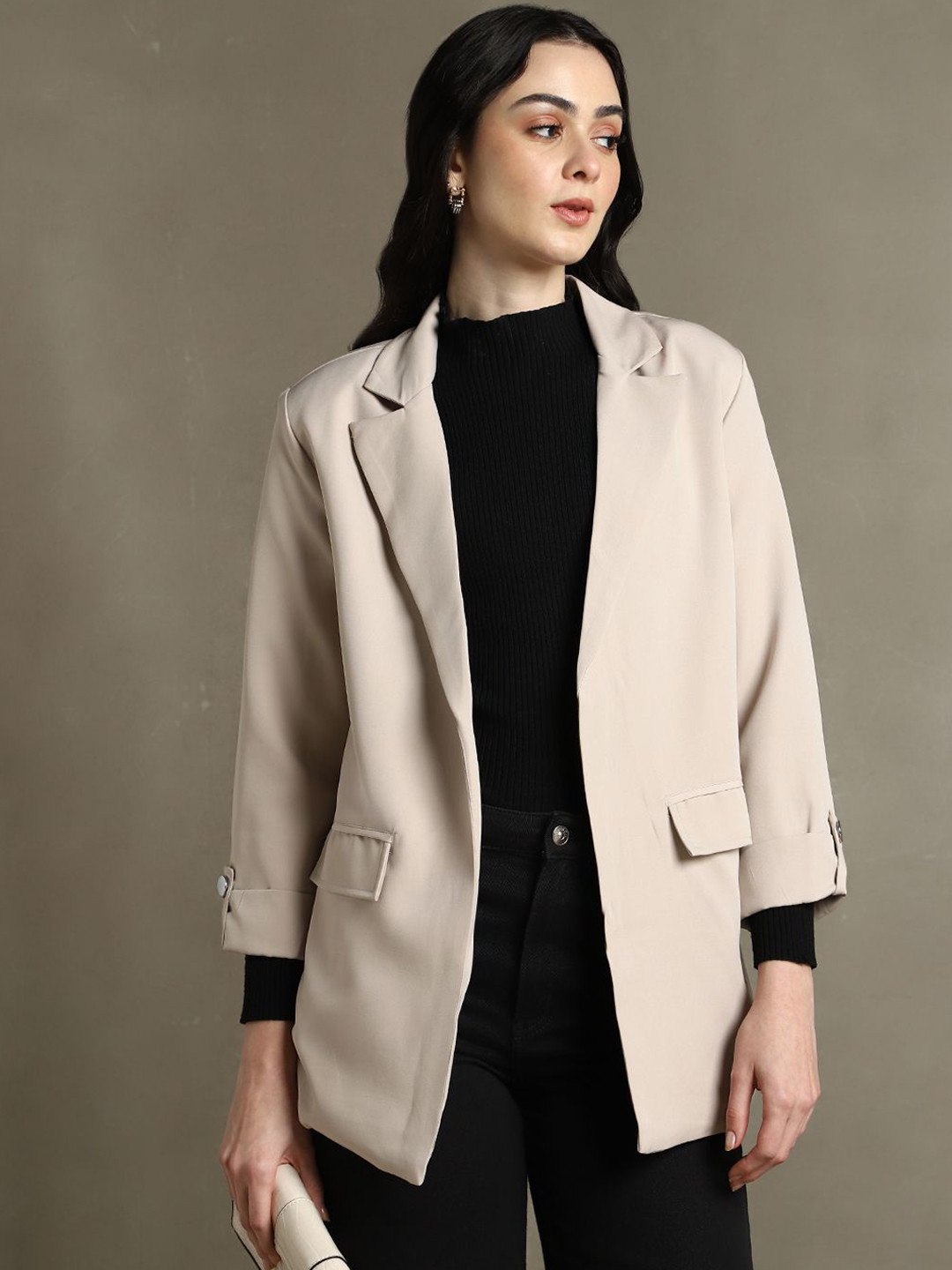 DL Woman Notched Lapel Front Open Blazers