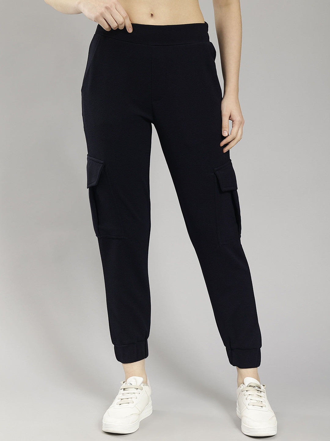 SAFFE Women Relaxed Loose Fit Joggers With cargo pockets
