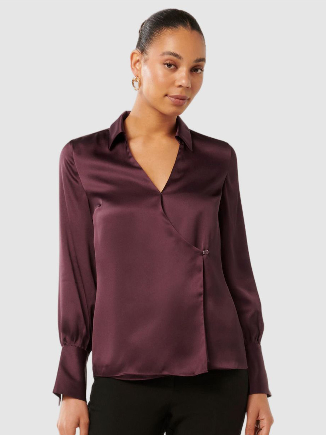 Forever New Women Smart Spread Collar Solid Casual Shirt