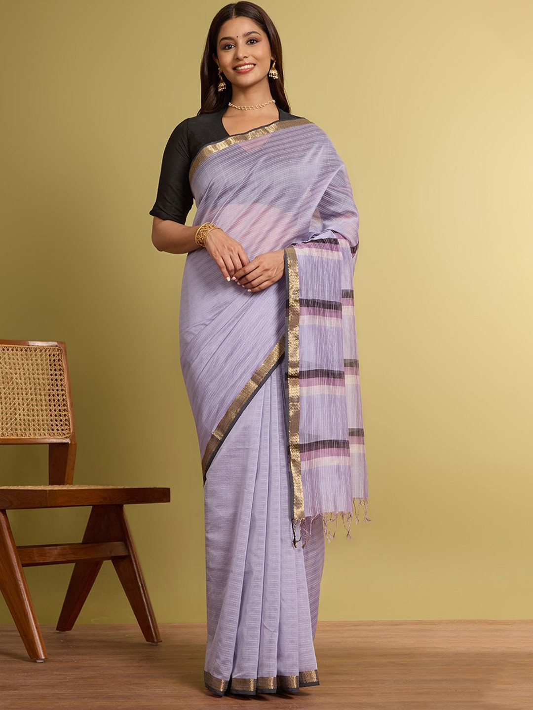 Taneira Striped Zari Maheshwari Saree