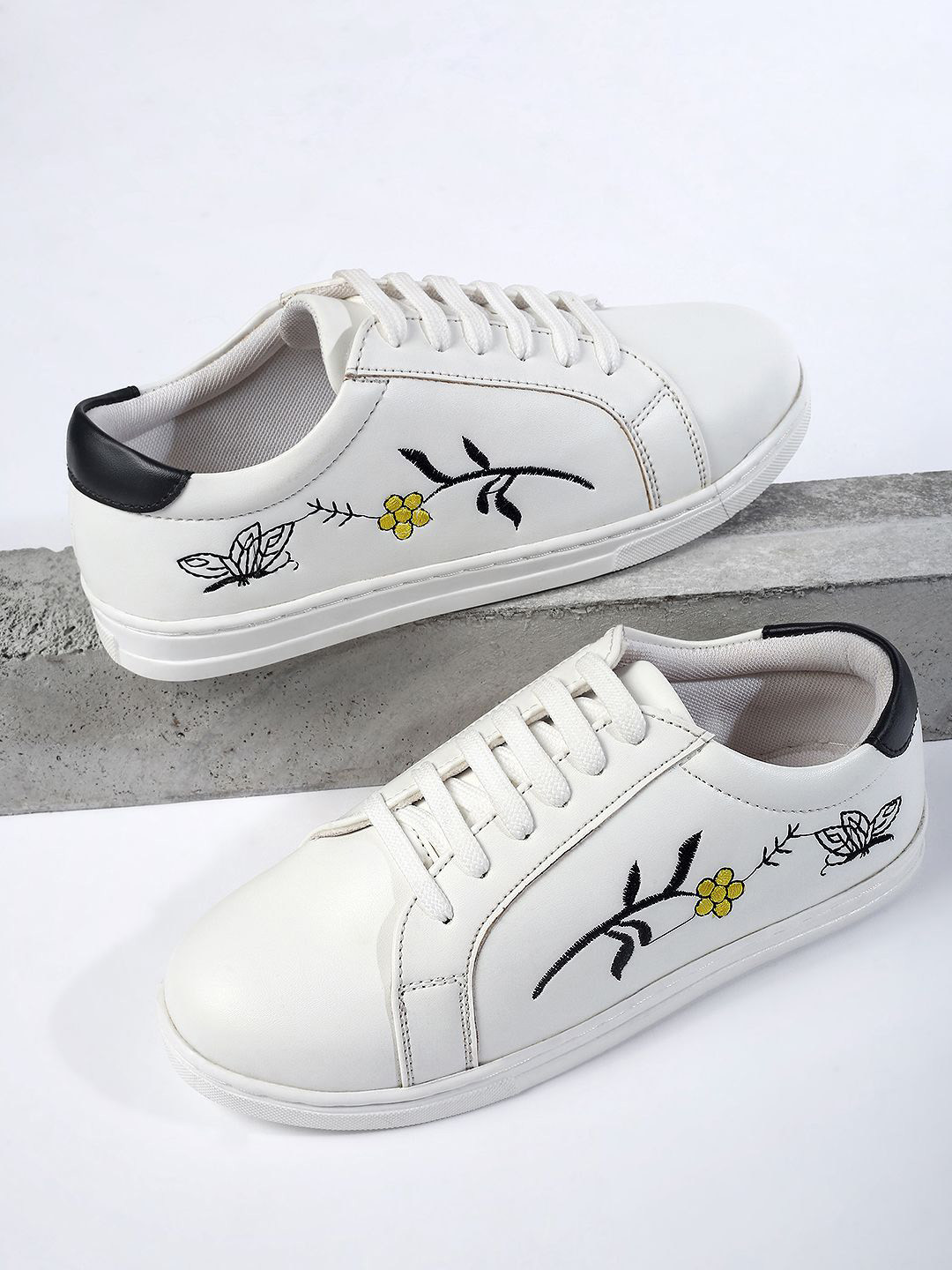 Tokyo Talkies Women Lace-Ups Lightweight Sneakers