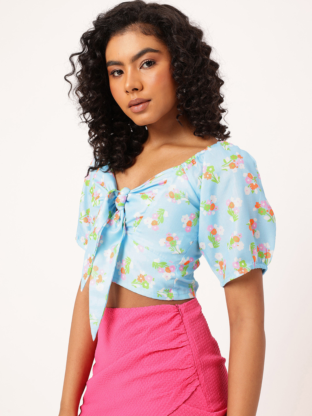 DressBerry Floral Printed Bow Deatiled Fitted Crop Top