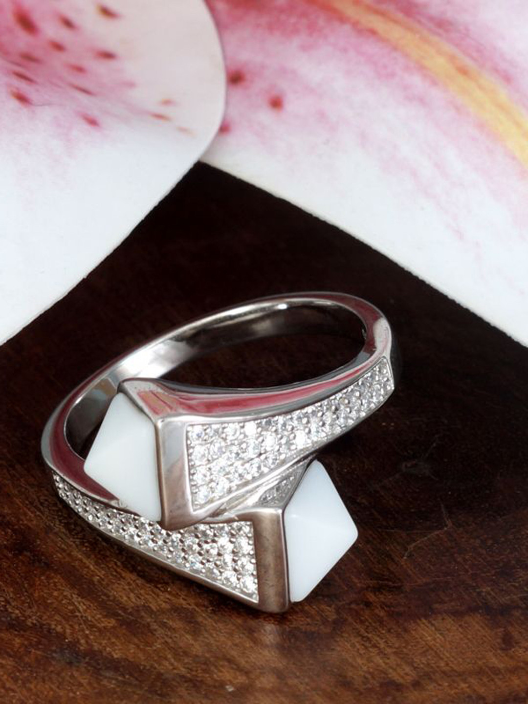 Tuanz Silver Jewelry Edifice 925 Sterling Silver Rhodium-Plated CZ-Stone Studded Ring