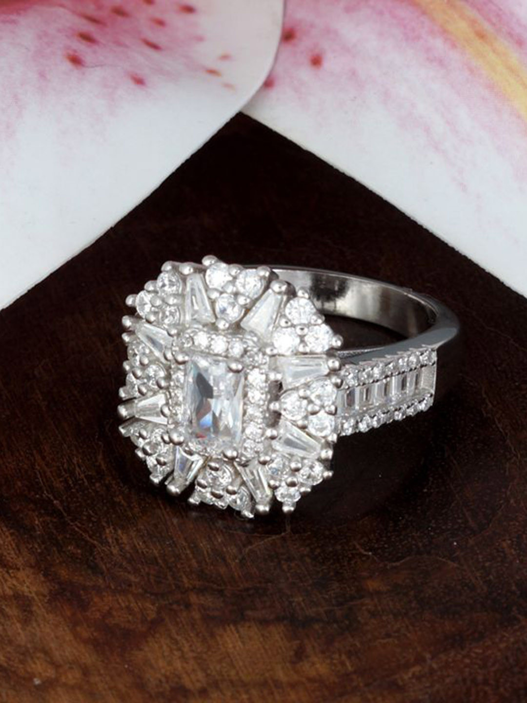 Tuanz Silver Jewelry Magnus 925 Sterling Silver Rhodium Plated CZ-Stone Studded Ring