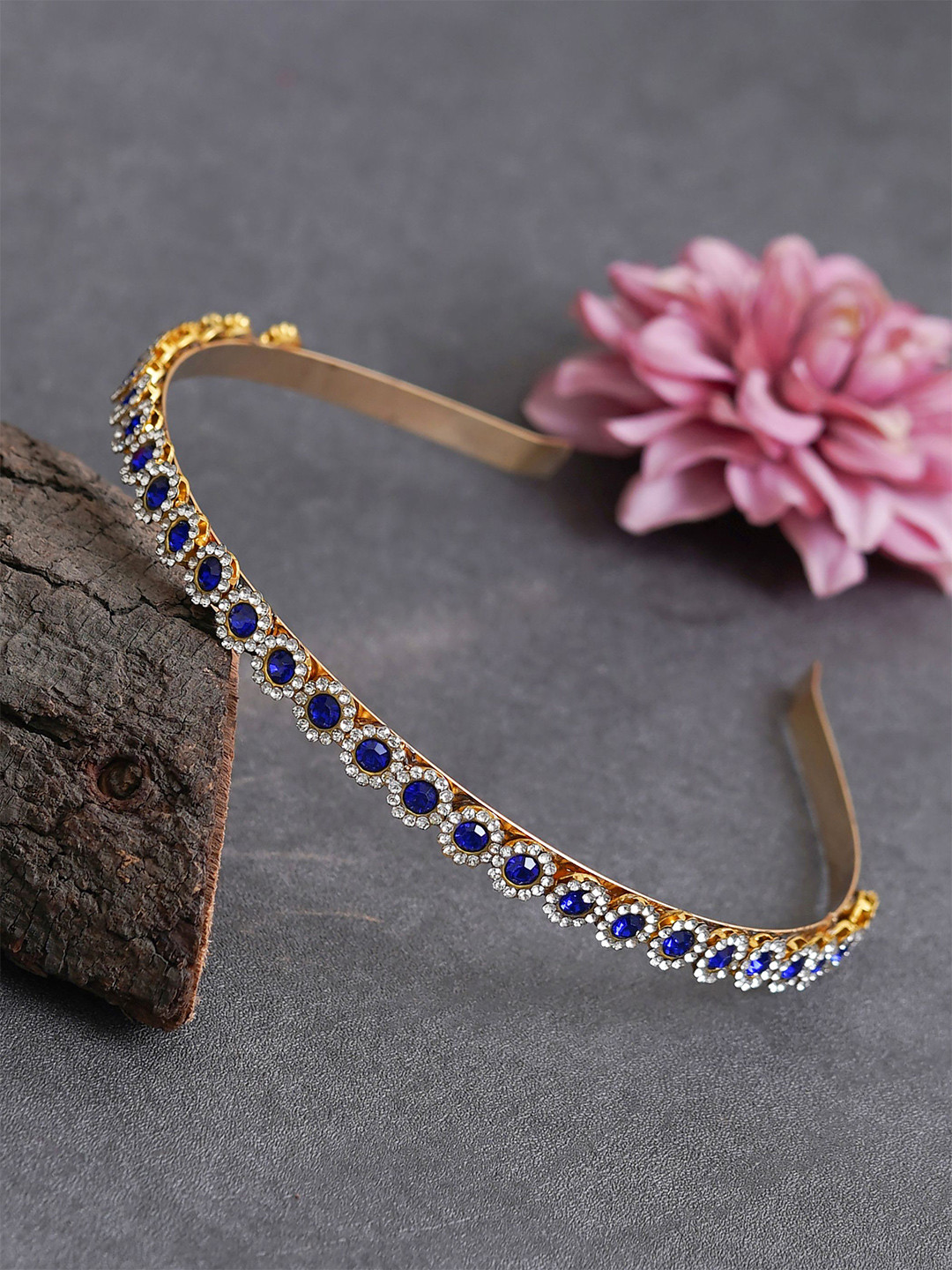 ahoora Women Embellished Mathapatti Hairband