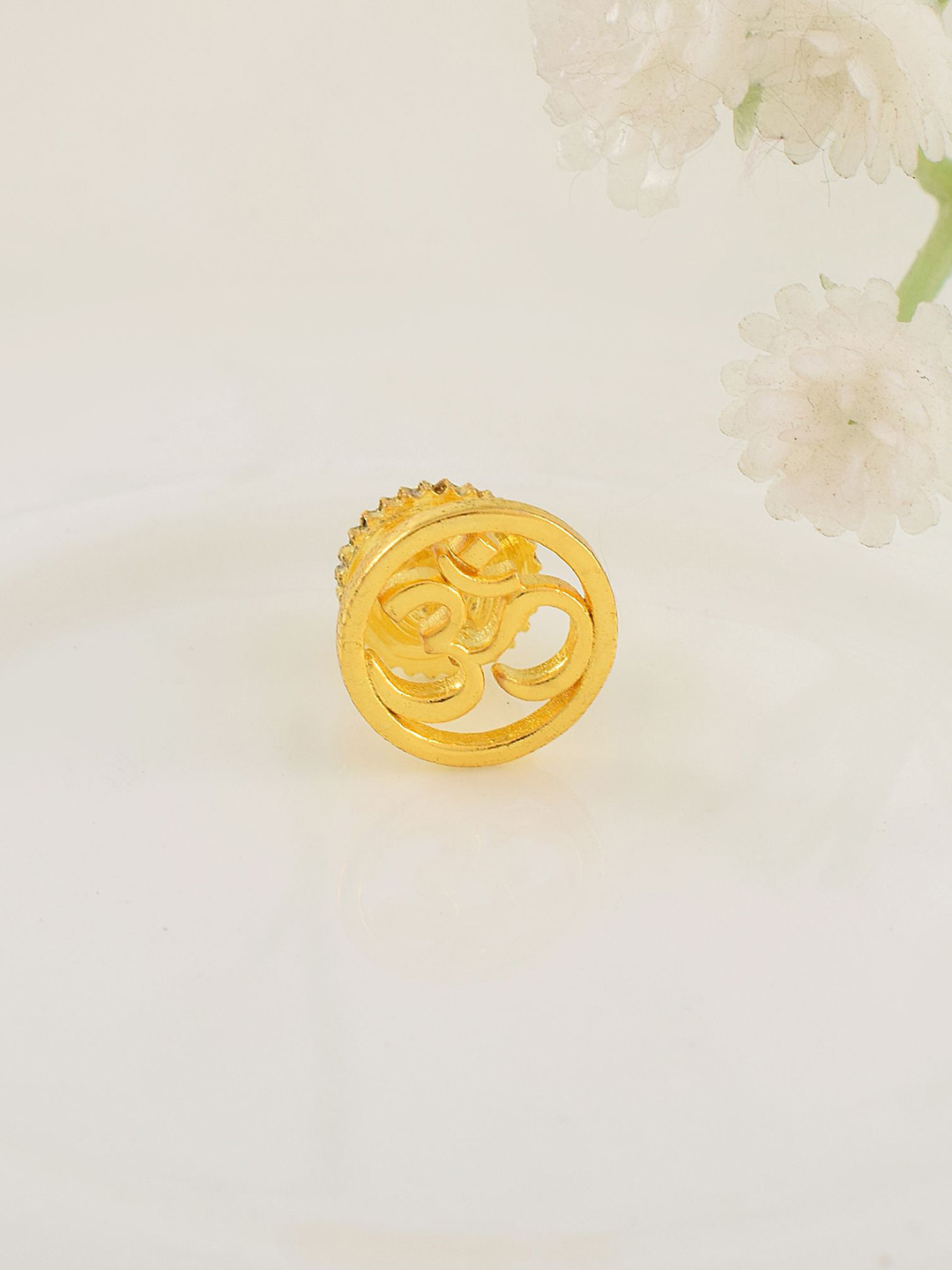 MEMOIR Unisex Gold-Plated Circular OM Studs