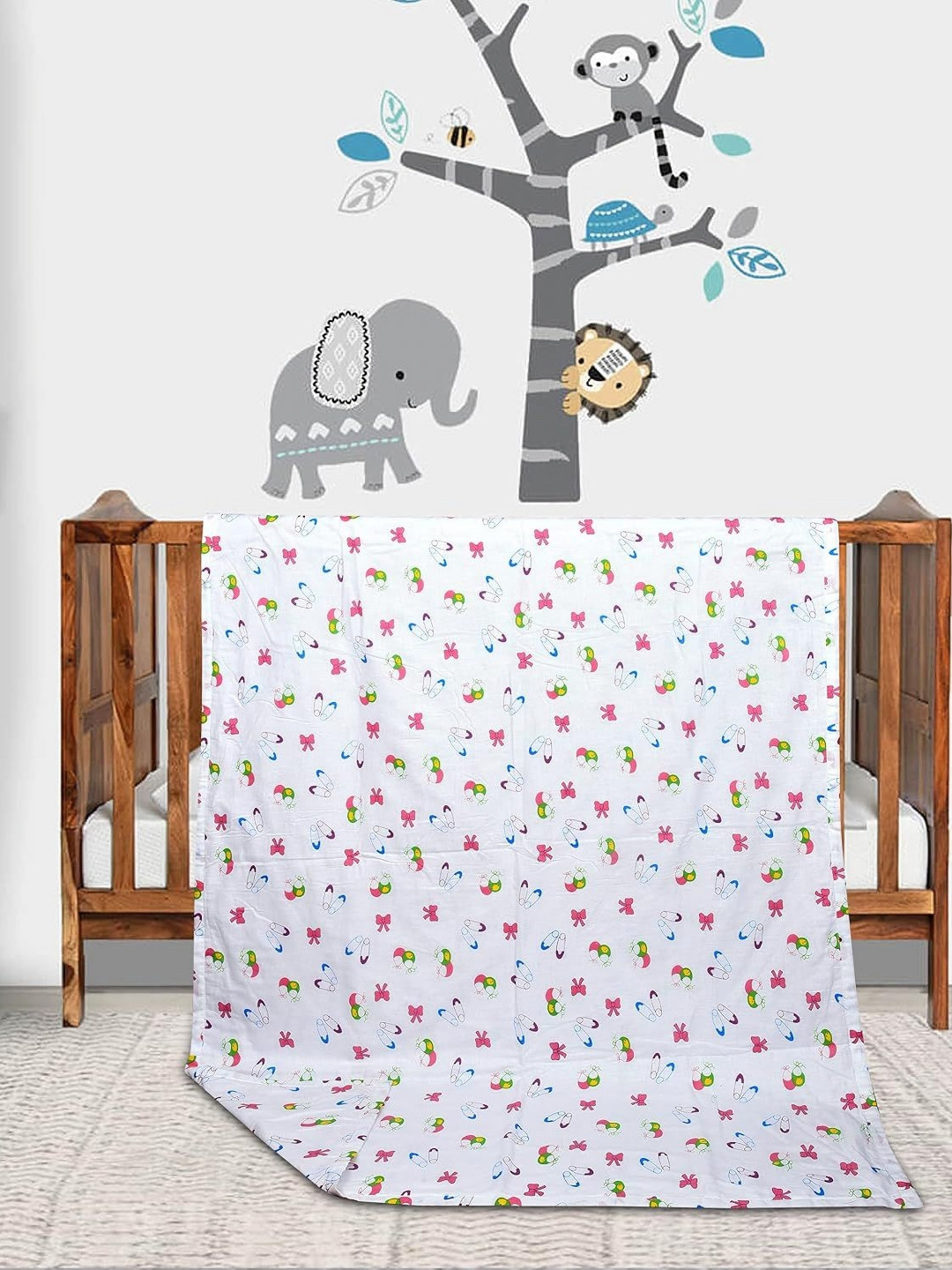 Trance Home Linen White & Green Floral Cotton 150 GSM Reversible Single Bed Dohar