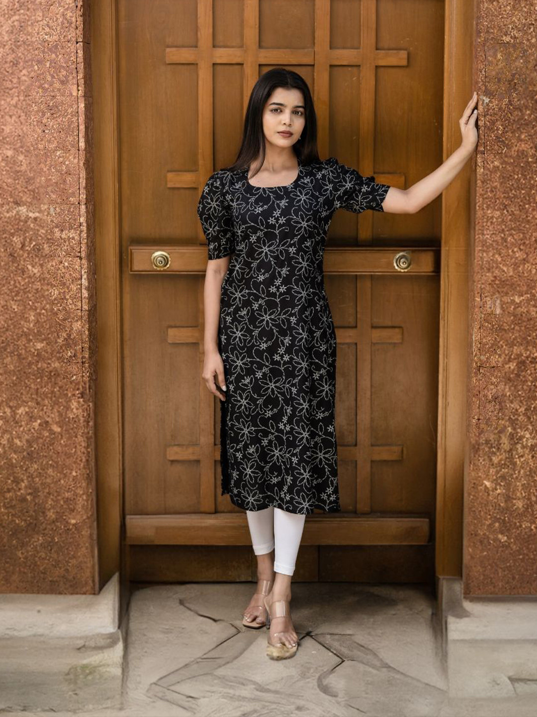 HAY Floral Embroidered Thread Work Scoop Neck Puff Sleeves Straight Kurta