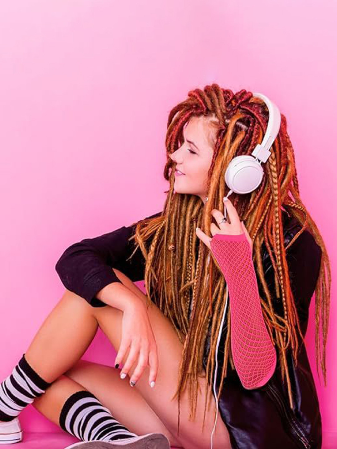 Alexvyan Women Fishnet Long Exrtended Summer Soft Fingerless Hand Sleeves