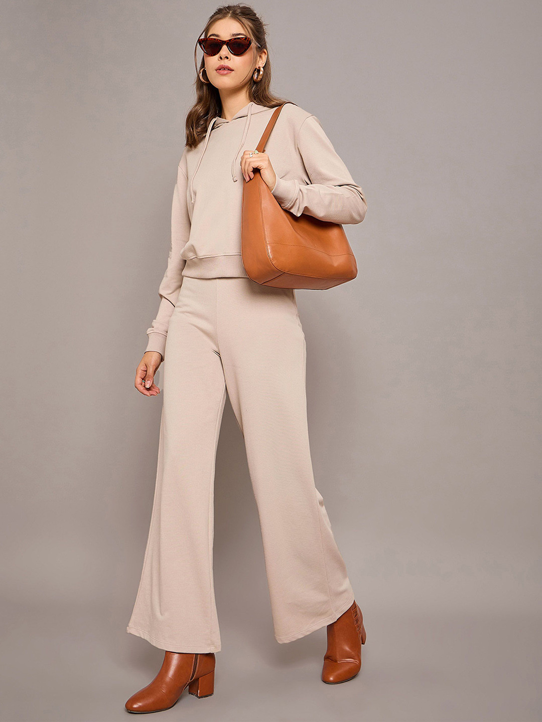 SASSAFRAS BASICS Hoodie Sweatshirt With Trousers