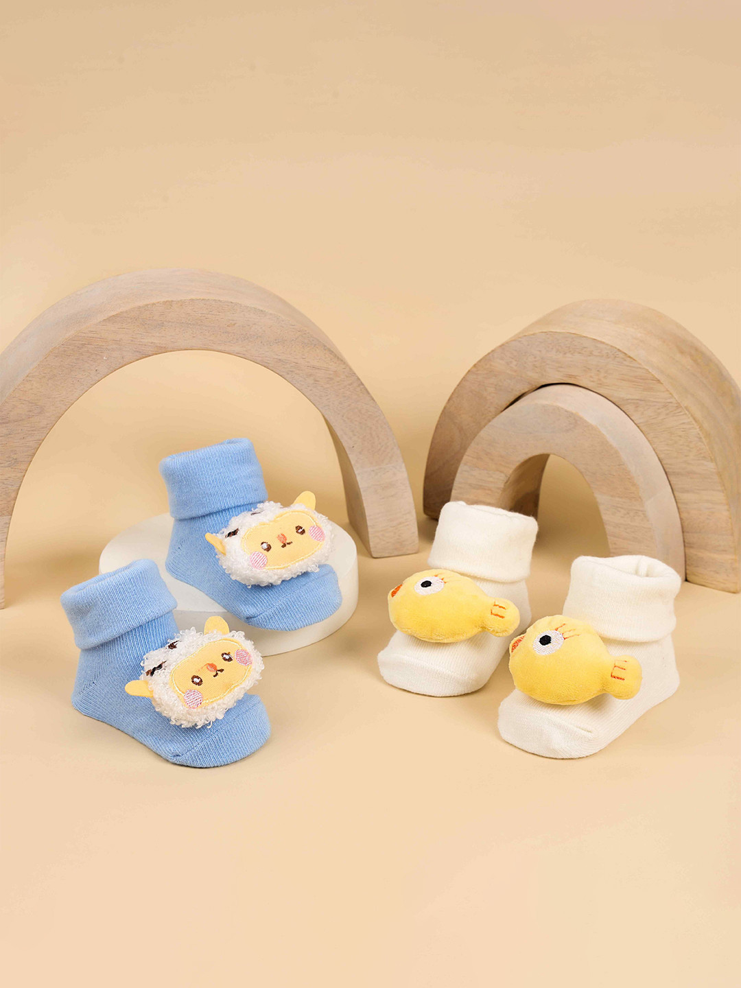 KICKS & CRAWL Kids Infants Pack of 2 Fishy Patterned Socks