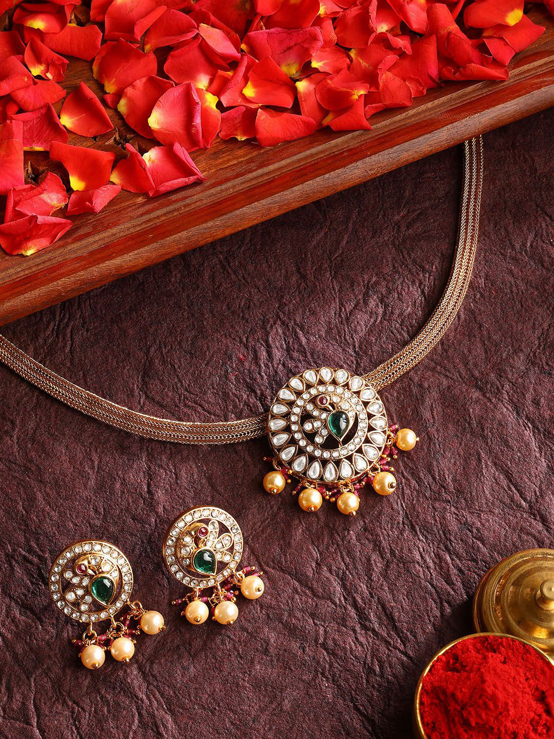 Priyaasi Gold Plated Stone Studded & Beaded Floral Pattern Chocker Jewellery Set