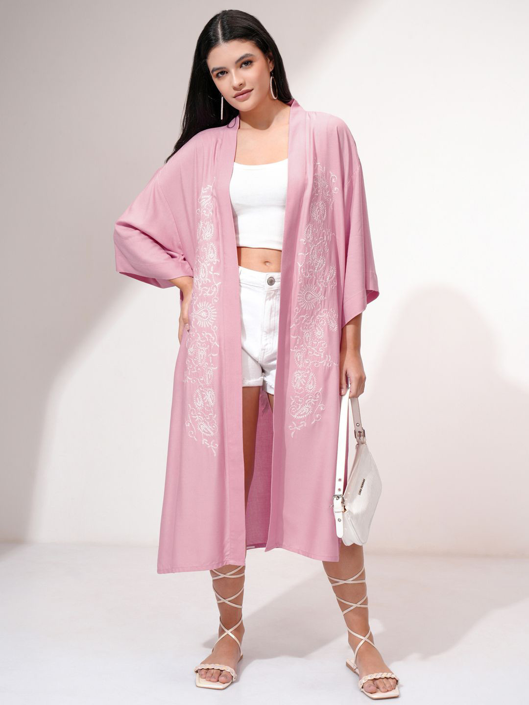 Vishudh Women Shawl Collar Embroidered Kimono Shrug