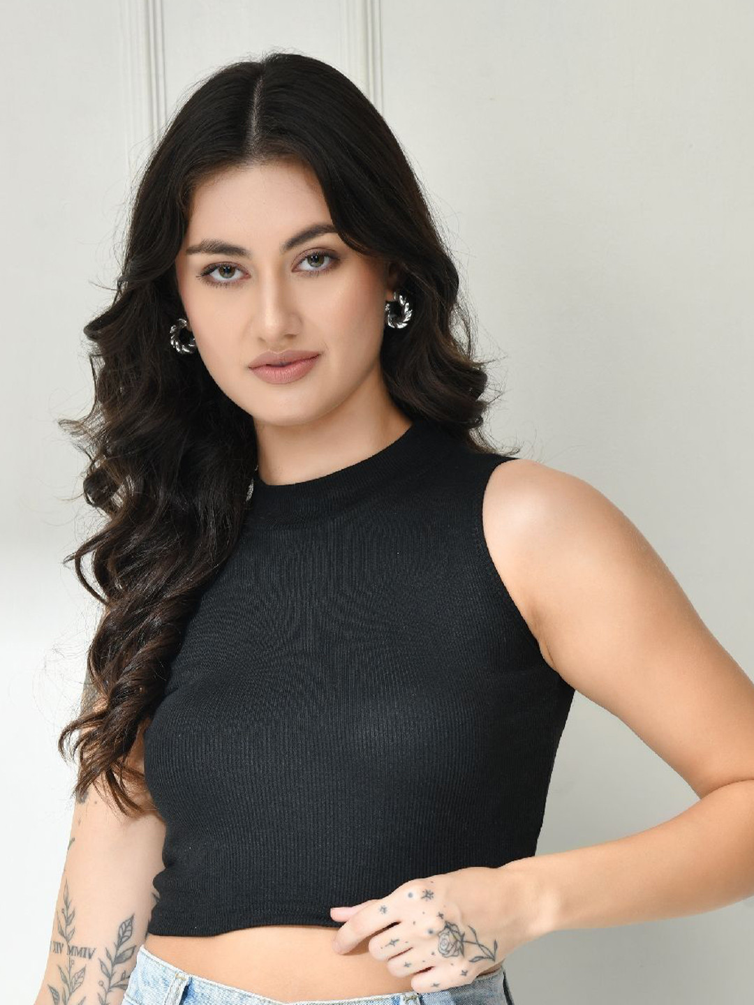 Sterio Pace Women High Neck Sleeveless Crop Top