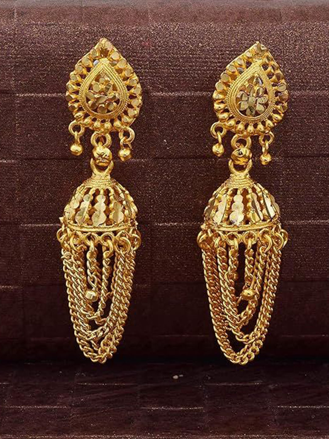 MEMOIR Gold-Plated Quartz Studded & Kundan Sarong Dome Shaped Jhumkas