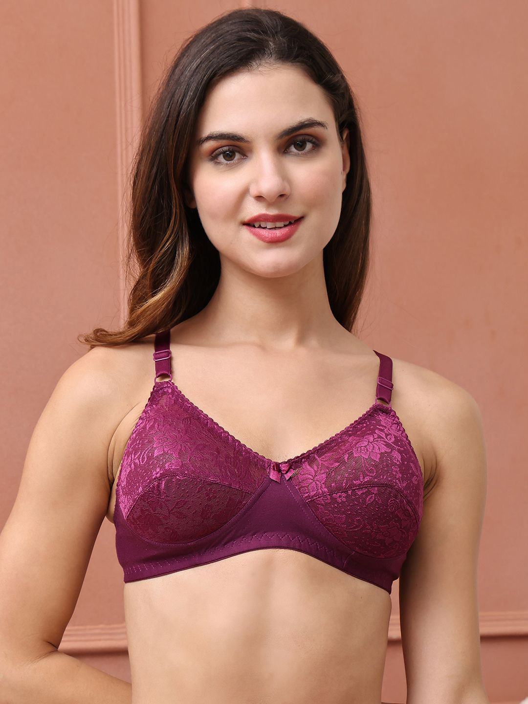 Claura Women Cut and Sew Full Coverage Lace Bra