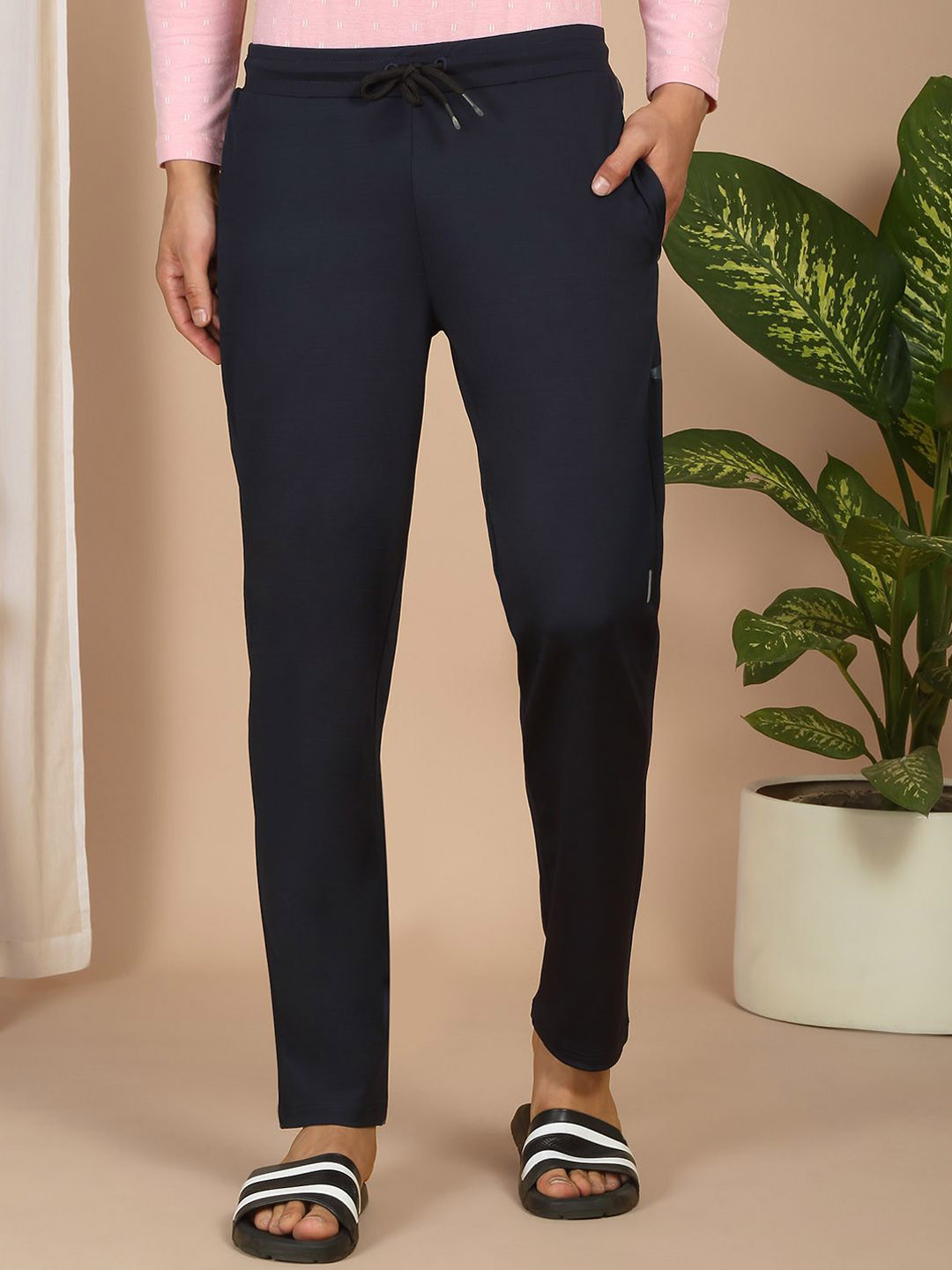 Sweet Dreams Men Mid Rise Lounge Pant