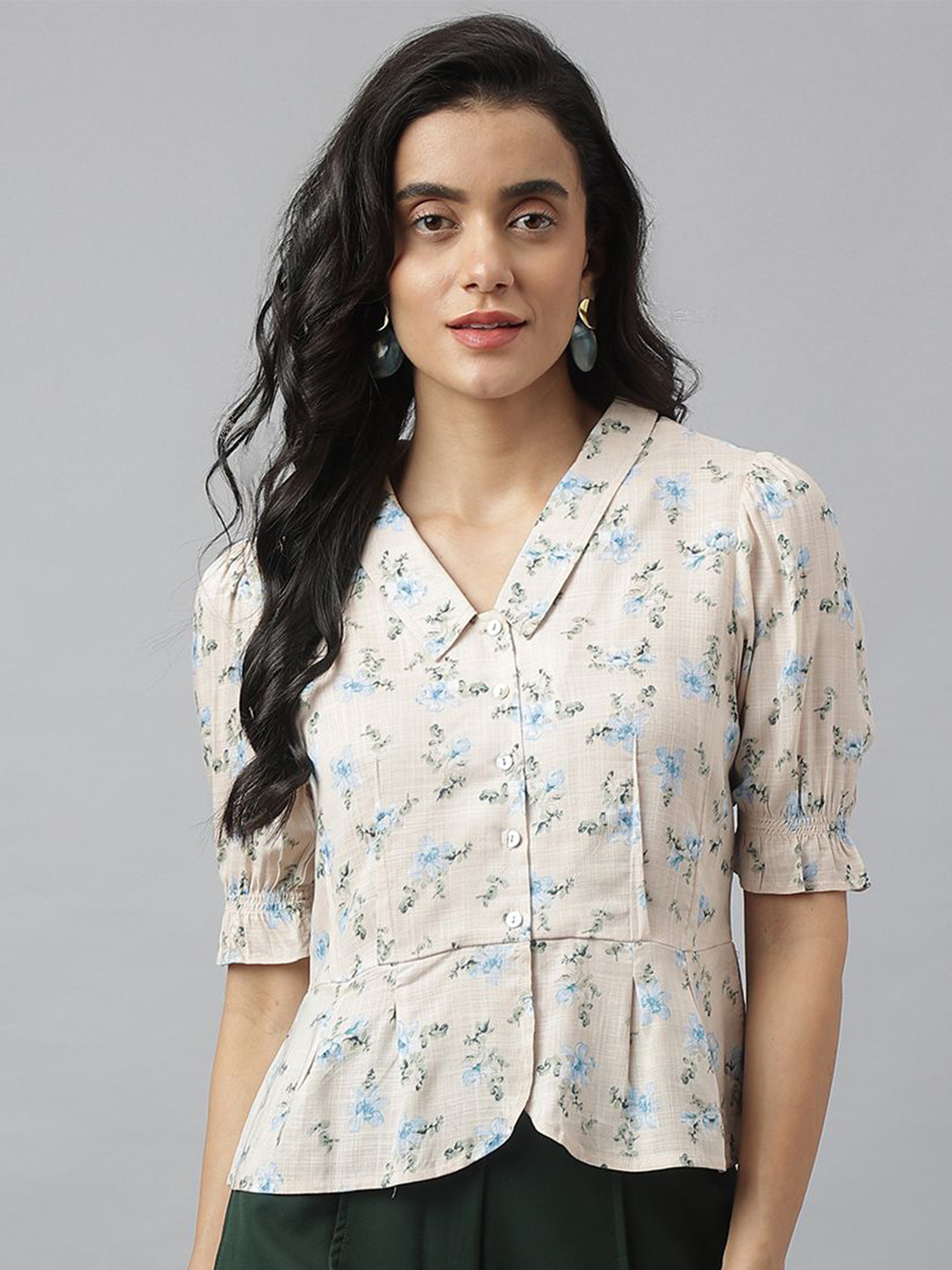 Latin Quarters Women Floral Printed Casual Shirt