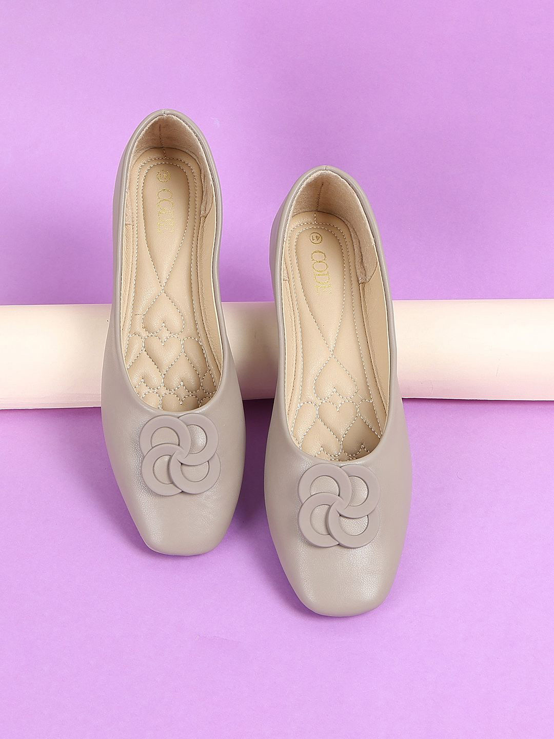 CODE by Lifestyle Women Mojaris Shoes