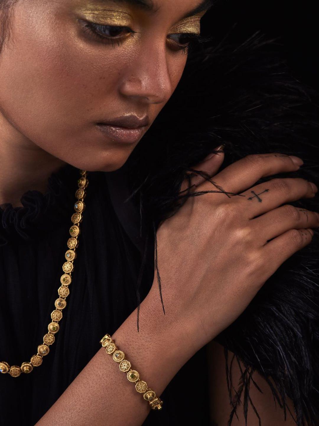 Aulerth Azra Gold-Plated Stone Studded Link Bracelet