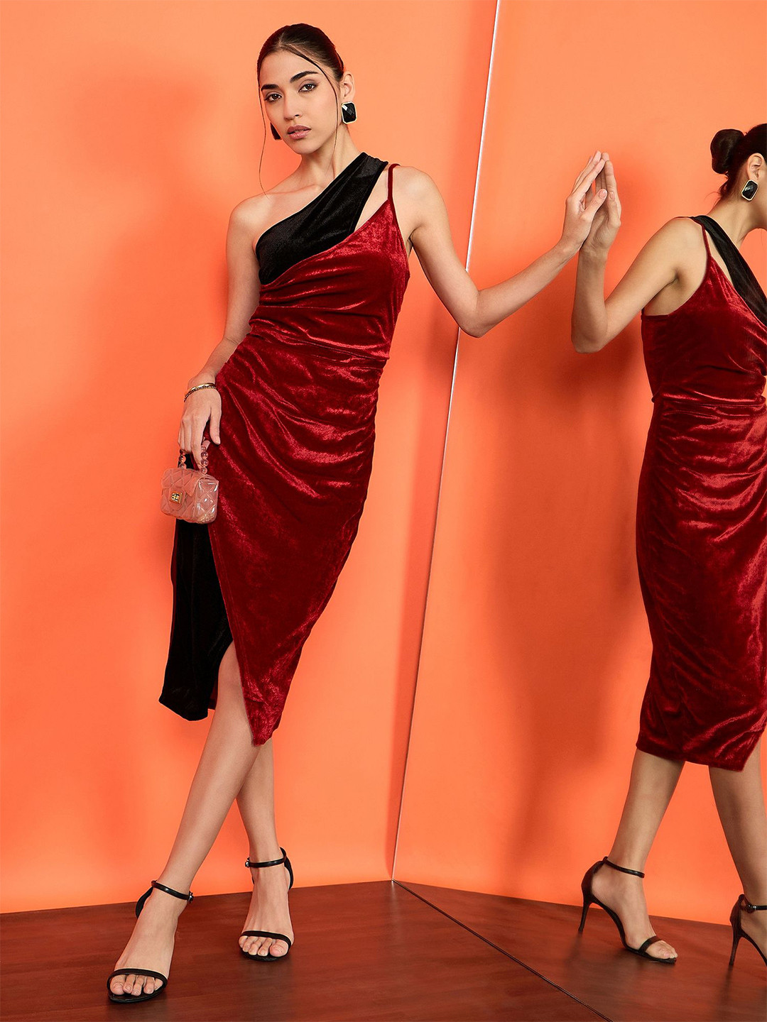 Uptownie Velvet Stretchable Dual-Color Dress