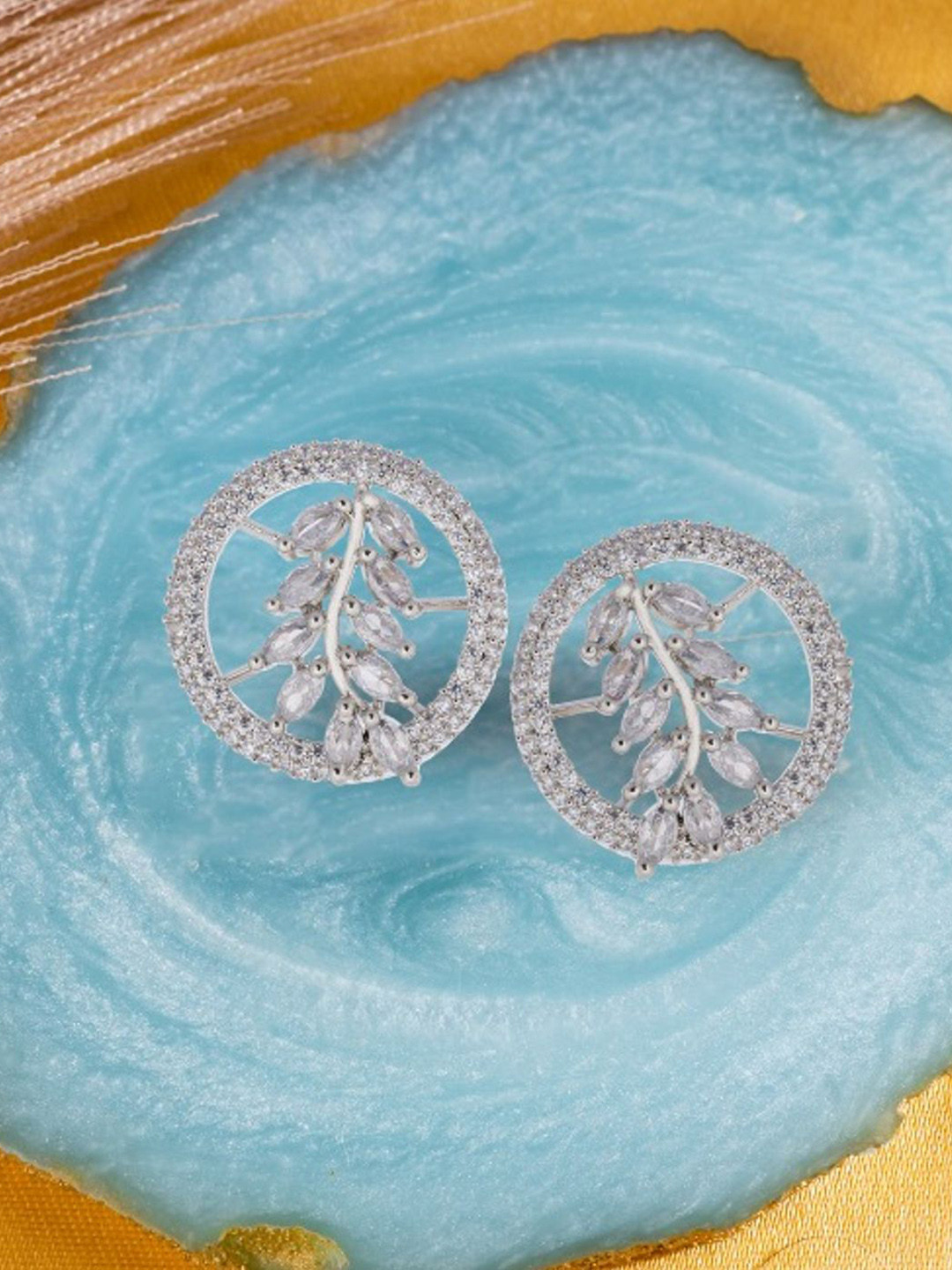 PUTSTYLE Silver-Plated Contemporary AD Stone-Studded Studs
