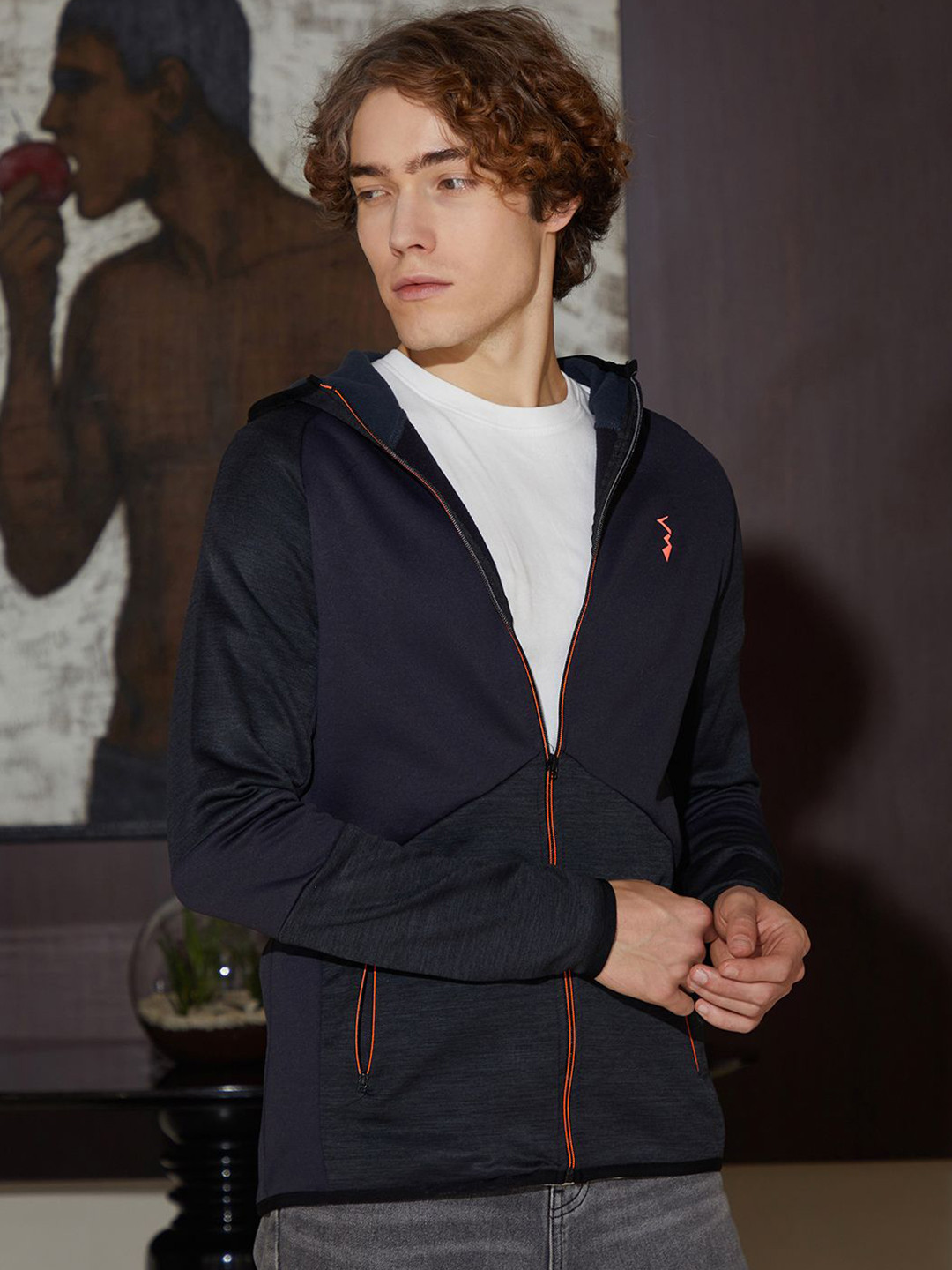 Campus Sutra Men Lightweight  Zip-Front Activewear Jacket