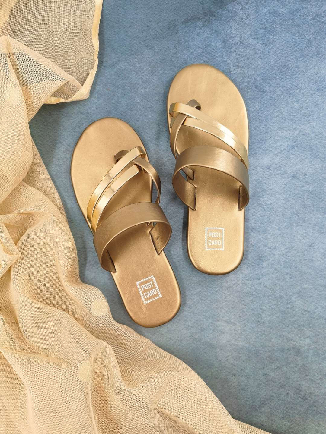 POSTCARD Women Round Toe One Toe Flats