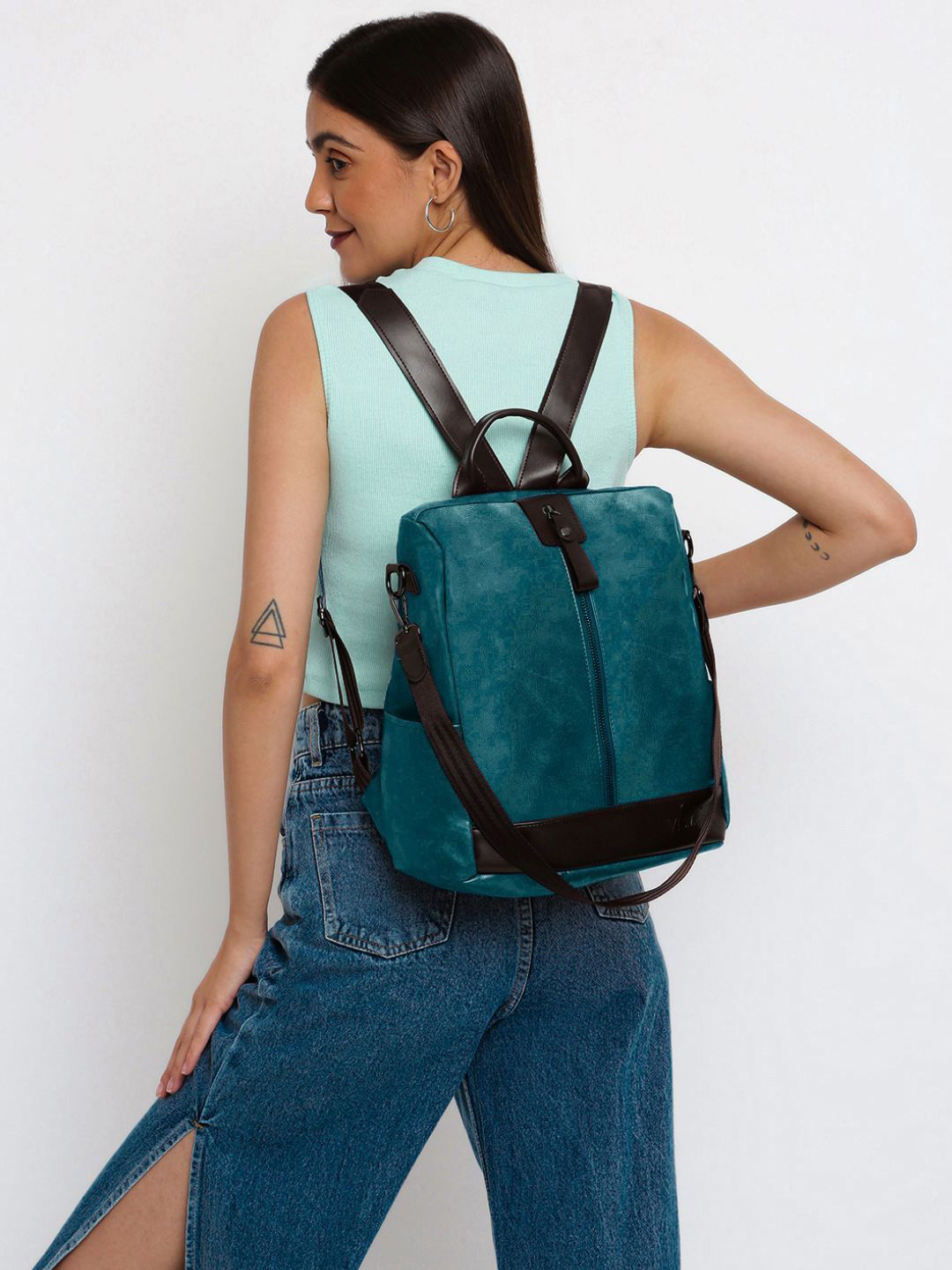 VISMIINTREND Women Brand Logo Backpack with Earphone Gate