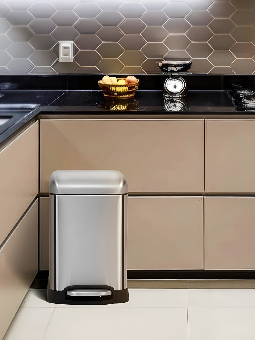 Pano Scava Steel & Black Pedal Dustbin 6 L