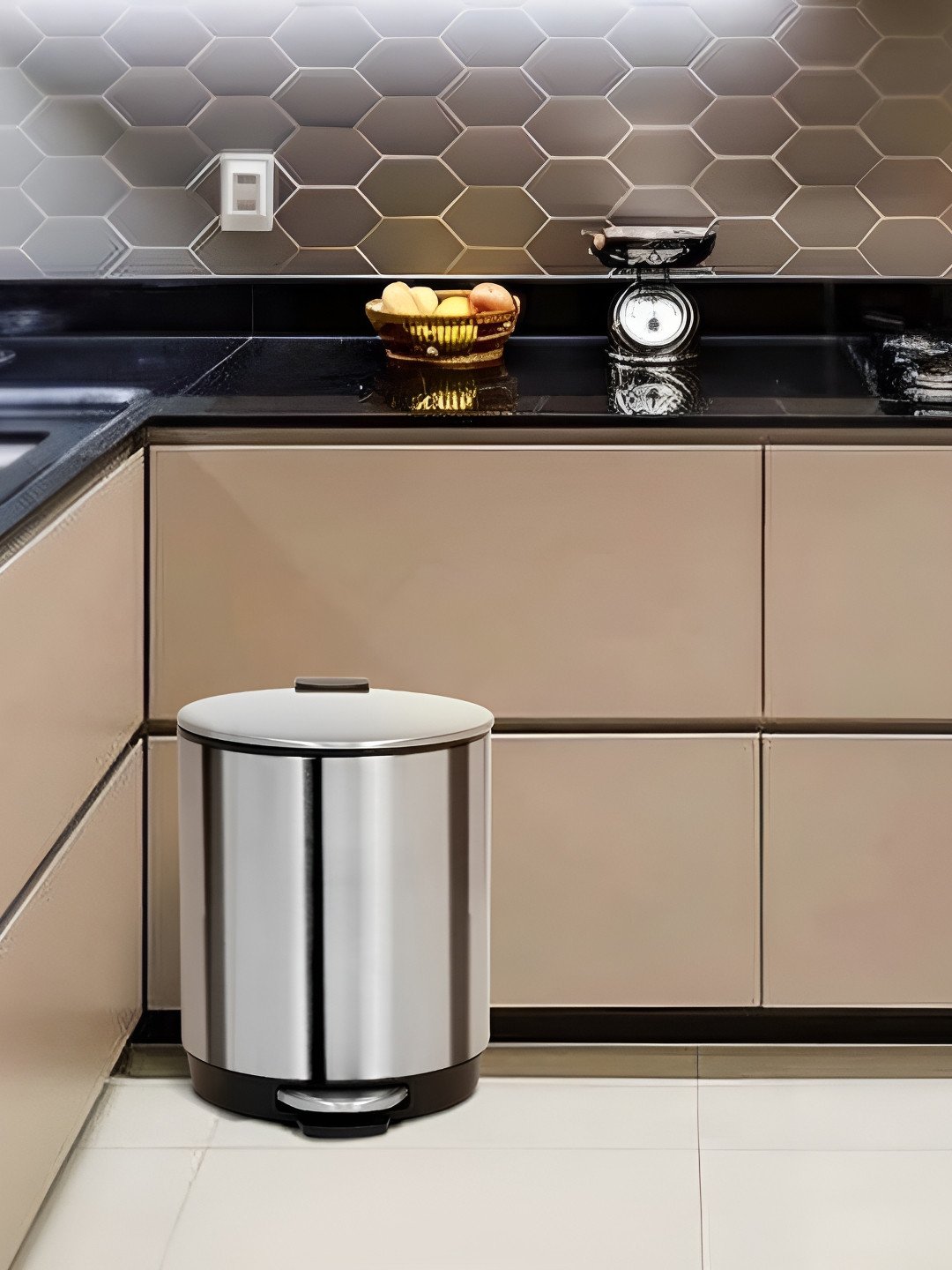 Pano Vesta Steel & Black Pedal Dustbin 5L