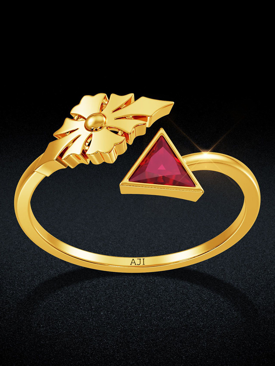 Joyalukkas Women 22KT Finger Ring Gold 1.59Gm