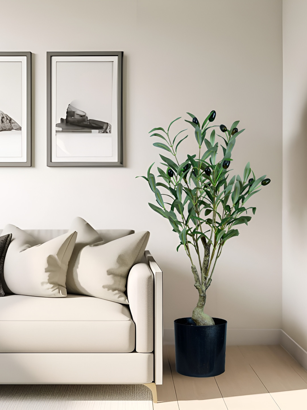 Cortina Black Artificial Plant With Pot
